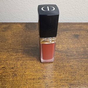 Dior forever liquid lipstick 626 forever famous